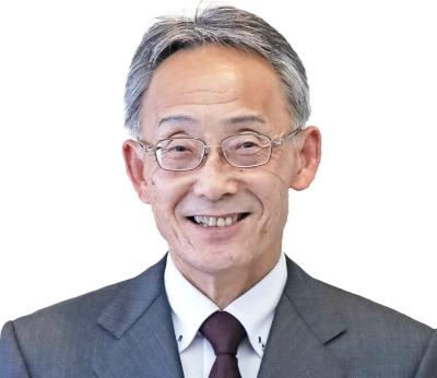 井上 利八